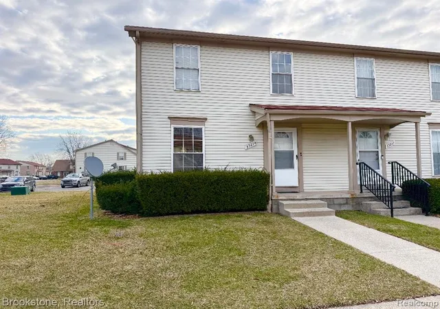 Homes for sale in Sterling Heights, MI | 35214 Taffy Dr #66, Sterling Heights, MI 48312 | MLS# 60977264
