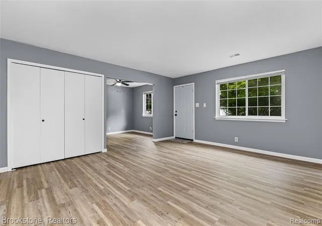 Photo 2 of Single family home for sale at 24089 Hopkins St, Dearborn Heights, MI 48125 | MLS# 61019276 | Listing updated on 2026-08-09