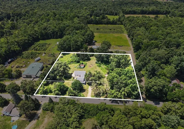 Homes for sale in Grand Junction, MI | 17180 Co Rd 215, Grand Junction, MI 49056 | MLS# 70544667