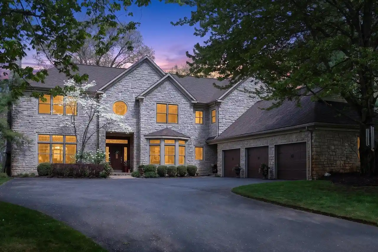 Photo 1 of Single family home for sale at 5069 Mountain Ridge Dr, Ada, MI 49301 | MLS# 70531438 | Listing updated on 2026-10-30