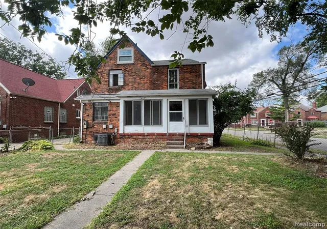 Photo 3 of Sale Pending at 17420 Greenlawn St, Detroit, MI 48221 4508 | MLS# 61024851 | Listing updated on 2026-09-17