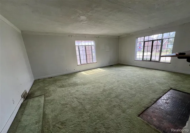 Photo 4 of Sale Pending at 17420 Greenlawn St, Detroit, MI 48221 4508 | MLS# 61024851 | Listing updated on 2026-09-17