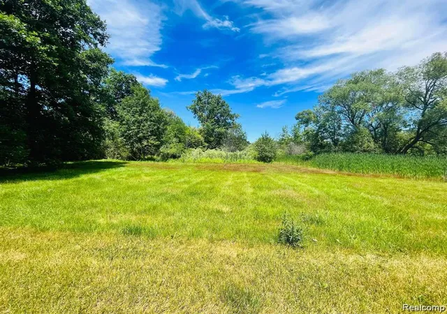 Land for sale at Lot 94 Hiller Rd, West Bloomfield, MI 48324 | MLS# 60989783