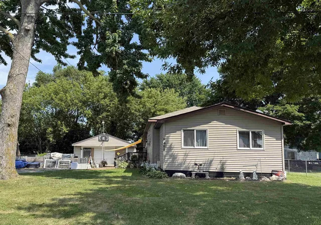 Photo 1 of Single family home for sale at 405 Mcgraw St, Bay City, MI 48708 | MLS# 50216775 | Listing updated on 2026-07-31