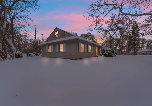 Homes for sale in Ann Arbor, MI | 2310 Pinecrest Ave, Ann Arbor, MI 48104 | MLS# 70513668