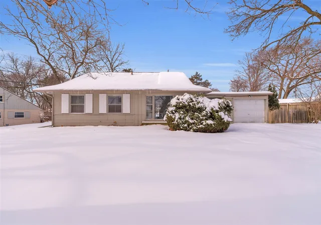 Homes for sale in Ann Arbor, MI | 2310 Pinecrest Ave, Ann Arbor, MI 48104 | MLS# 70513668