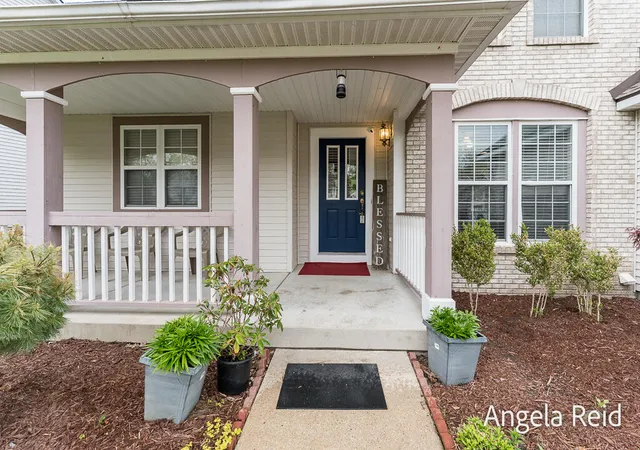 2nd image of 3528 Birch Knoll Dr, Grand Rapids, MI 49512 | MLS# 70531431