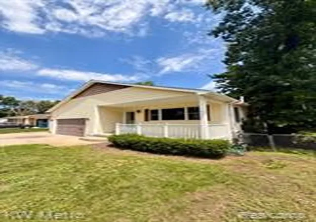 Homes for sale in Lake Orion, MI | 655 Sherry Dr, Lake Orion, MI 48362 | MLS# 61003049