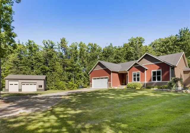 Homes for sale in Grand Haven, MI | 13374 141st Ave, Grand Haven, MI 49417 | MLS# 70543163