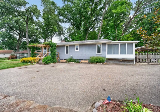 5th image of 172 St Marys Lake Rd, Battle Creek, MI 49017 | MLS# 80072133