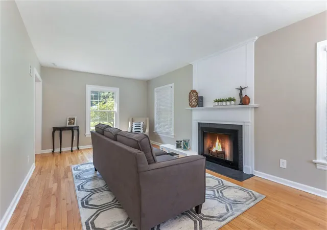 4th image of 1028 Clover St, Kalamazoo, MI 49008 | MLS# 70222033
