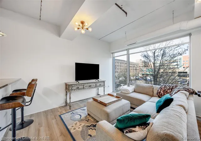 Homes for sale in Detroit, MI | 3670 Woodward Ave #213, Detroit, MI 48201 | MLS# 60983299
