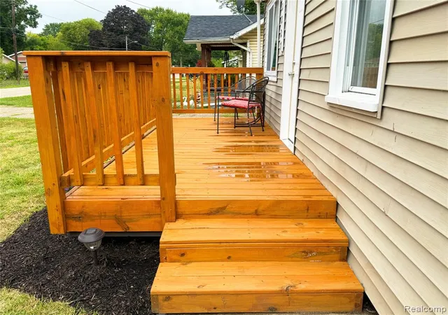 32nd image of 2227 E Boatfield Ave, Burton, MI 48529 1783 | MLS# 61023345