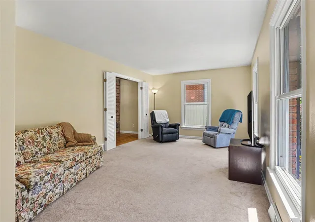 Photo 4 of Sale Pending at 1653 Ridgeview St, Grand Rapids, MI 49506 | MLS# 70539331 | Listing updated on 2026-06-30