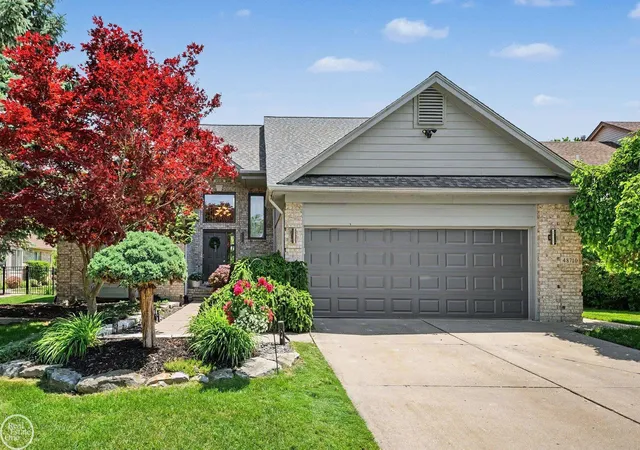 Photo 2 of Single Family Residence at 48710 Lafayette Dr, Macomb, MI 48044 | MLS# 50210846 | | Sold on 2026-08-06