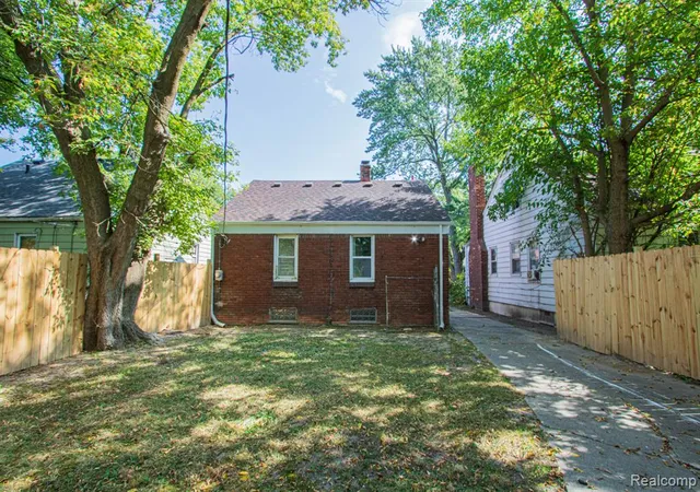 12th image of 11921 Riad St, Detroit, MI 48224 | MLS# 60939969