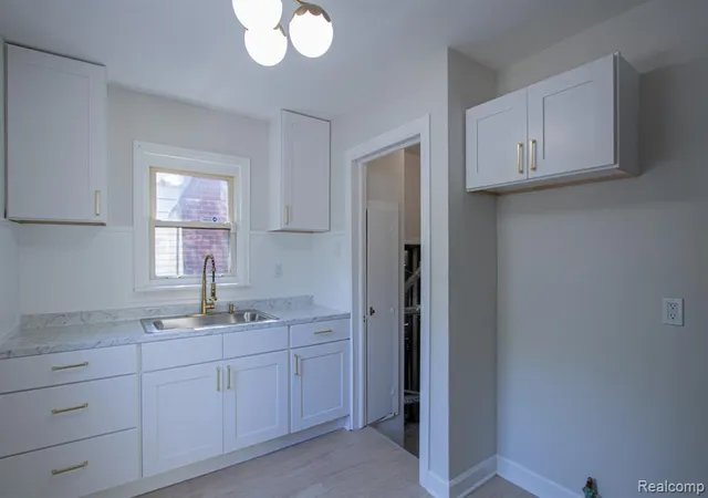 3rd image of 11921 Riad St, Detroit, MI 48224 | MLS# 60939969