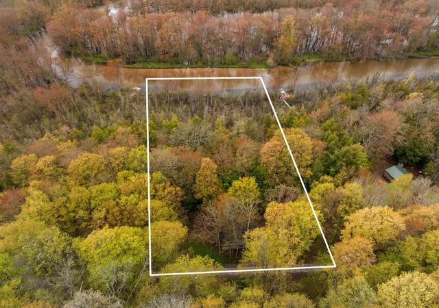 Homes for sale in Frankfort, MI | 3513 River Rd, Frankfort, MI 49635 | MLS# 80068225