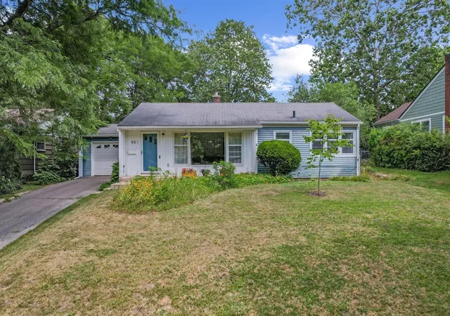 Photo 1 of Single family home for sale at 851 Mt Pleasant Ave, Ann Arbor, MI 48103 | MLS# 70550091 | Listing updated on 2026-10-03