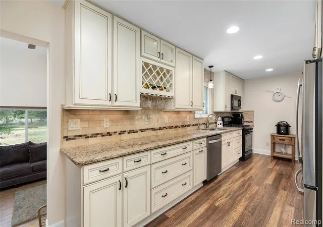 Photo 2 of Sale Pending at 5220 Rockway Dr, Columbiaville, MI 48421 | MLS# 61017159 | Listing updated on 2026-08-16