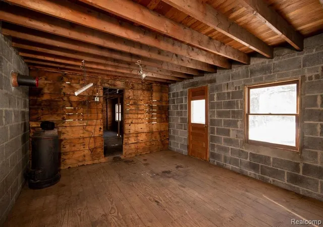 5th image of 20509 Clark Rd, New Boston, MI 48164 | MLS# 60027904