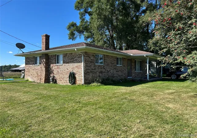 5th image of 16401 Almont Rd, Allenton, MI 48002 | MLS# 60987857
