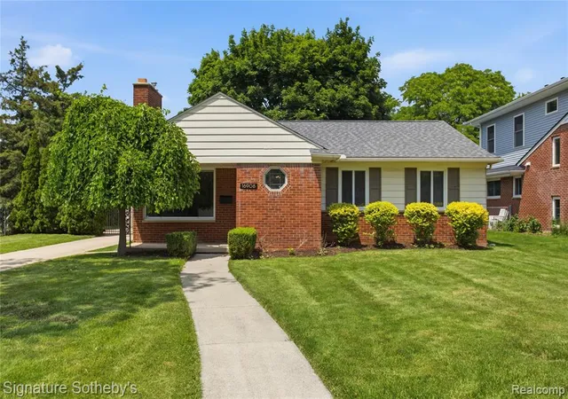 Homes for sale in Beverly Hills, MI | 16908 Dunblaine Ave, Beverly Hills, MI 48025 | MLS# 61007136