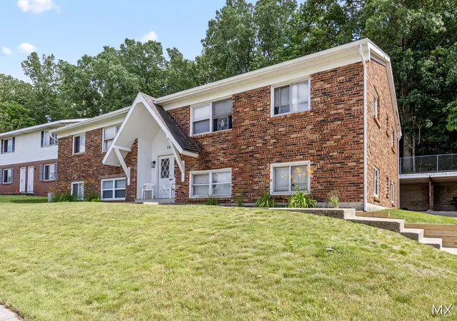 3rd image of 1860 Prairie Pkwy, Wyoming, MI 49519 | MLS# 70542344