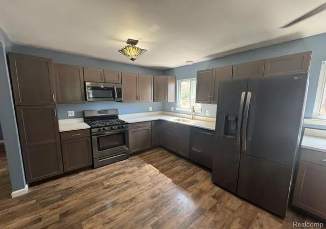 Homes for sale in Hazel Park, MI | 1530 E Evelyn Ave, Hazel Park, MI 48030 | MLS# 61005171