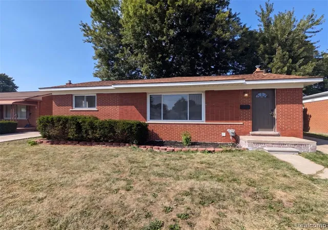 Photo 1 of Single family home for sale at 8507 Darlene St, Warren, MI 48093 4979 | MLS# 61025649 | Listing updated on 2026-09-17