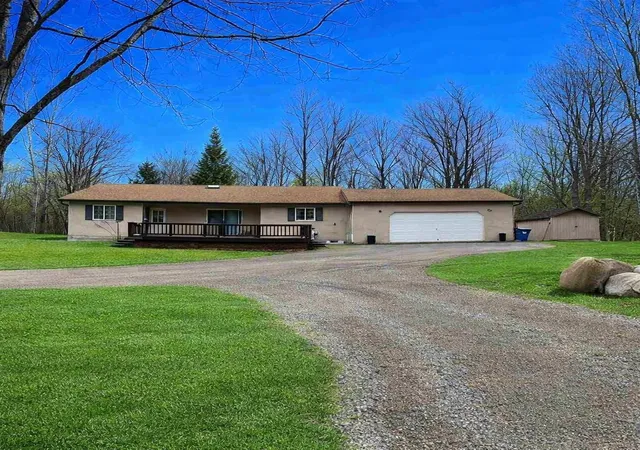 Homes for sale in Beaverton, MI | 4175 Hicks Rd, Beaverton, MI 48612 | MLS# 50202407