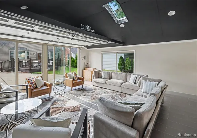 Photo 32 of Single family home for sale at 546 Nightingale St, Dearborn, MI 48128 1529 | MLS# 61025058 | Listing updated on 2026-08-31
