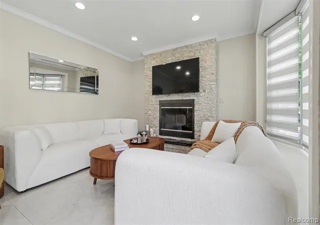 Photo 5 of Single family home for sale at 546 Nightingale St, Dearborn, MI 48128 1529 | MLS# 61025058 | Listing updated on 2026-08-31