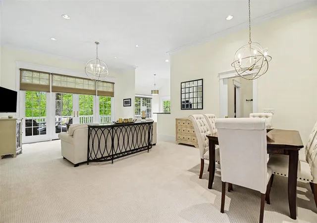 5th image of 3815 Ravinewood Cir, Grand Rapids, MI 49508 | MLS# 70531820