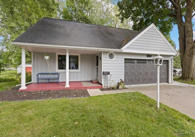 Photo 1 of Single family home for sale at 972 Gettysburg Dr, Adrian, MI 49221 | MLS# 50219402 | Listing updated on 2026-08-26