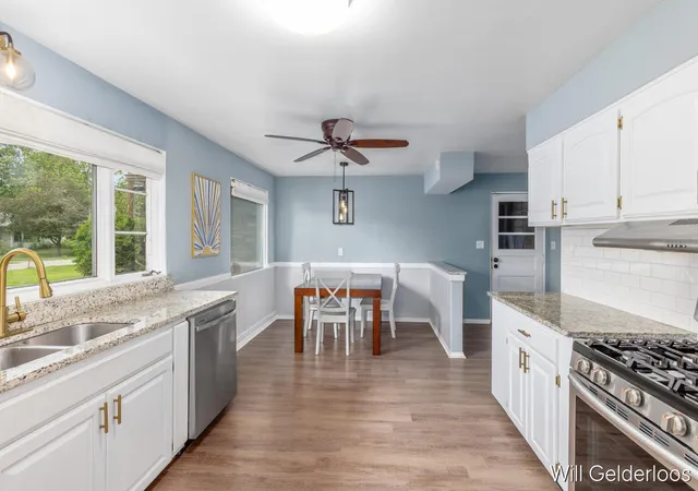Photo 3 of Single family home for sale at 1938 Woodlawn Ave, Grand Rapids, MI 49506 | MLS# 70540265 | Listing updated on 2026-07-21
