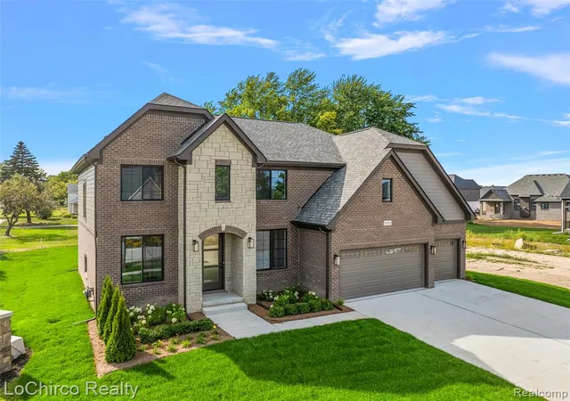 4th image of 49579 Langford Dr, Macomb, MI 48044 | MLS# 60979847