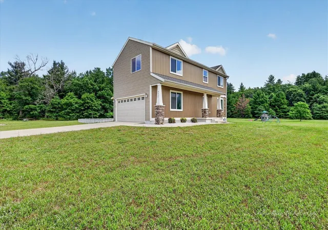 2nd image of 5420 S Kathryn Ln, Newaygo, MI 49337 | MLS# 70545298