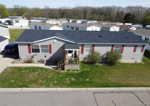 Homes for sale in Flushing, MI | 195 Apollo, Flushing, MI 48433 | MLS# 61004914