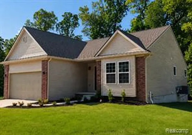 Homes for sale in Clio, MI | 11481 Hidden Oaks Dr, Clio, MI 48420 | MLS# 61006256