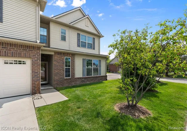 2nd image of 23668 Clarewood St, Macomb, MI 48042 4828 | MLS# 61003971