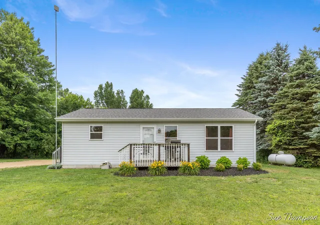 Homes for sale in Sheridan, MI | 2972 W Kroman Rd, Sheridan, MI 48884 | MLS# 70542346