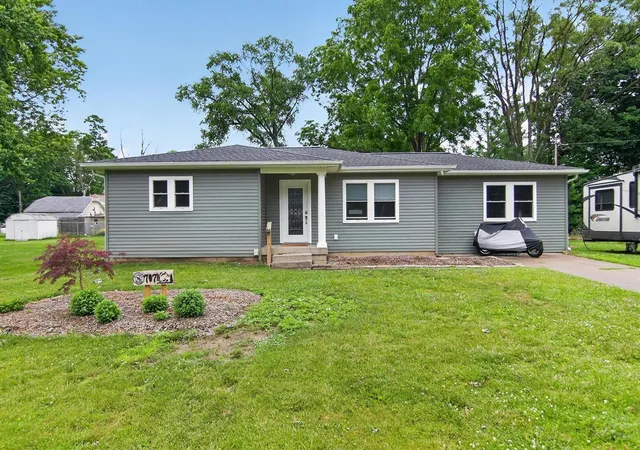 Homes for sale in Jackson, MI | 707 Lowell Ave, Jackson, MI 49202 | MLS# 70540092