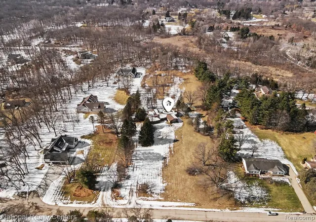 Homes for sale in Brighton, MI | 400 Liddy Dr, Brighton, MI 48114 | MLS# 60973620