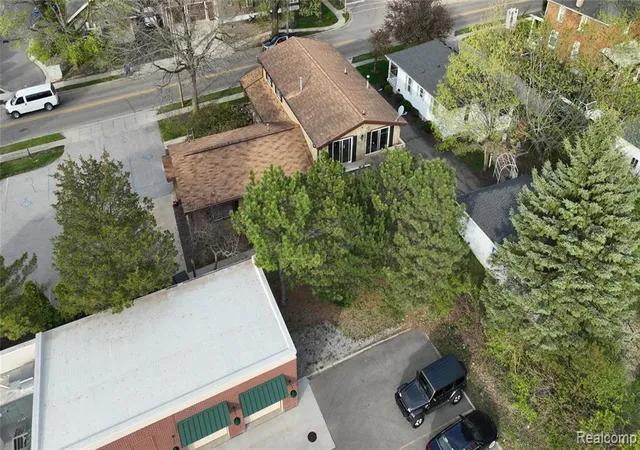 Homes for sale in Grand Blanc, MI | 11522 Davis St, Grand Blanc, MI 48439 1357 | MLS# 60970992