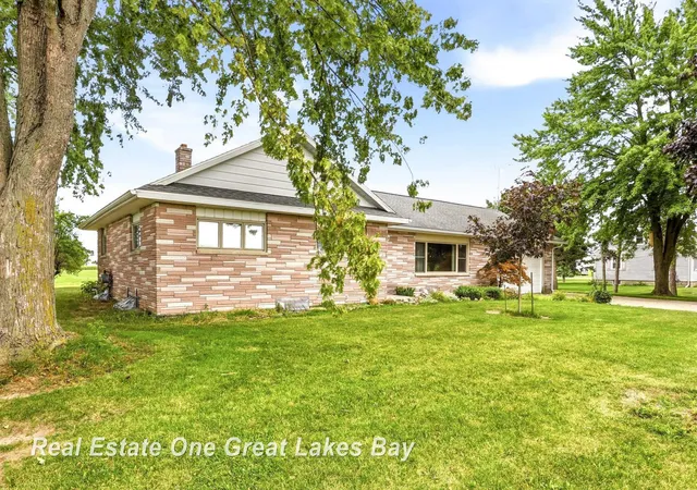 Photo 3 of Single family home for sale at 1449 S Farley Rd, Munger, MI 48747 | MLS# 50220076 | Listing updated on 2026-09-01