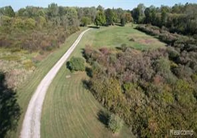 Homes for sale in Flat Rock, MI | 27901 Brandes Rd, Flat Rock, MI 48134 | MLS# 61009631