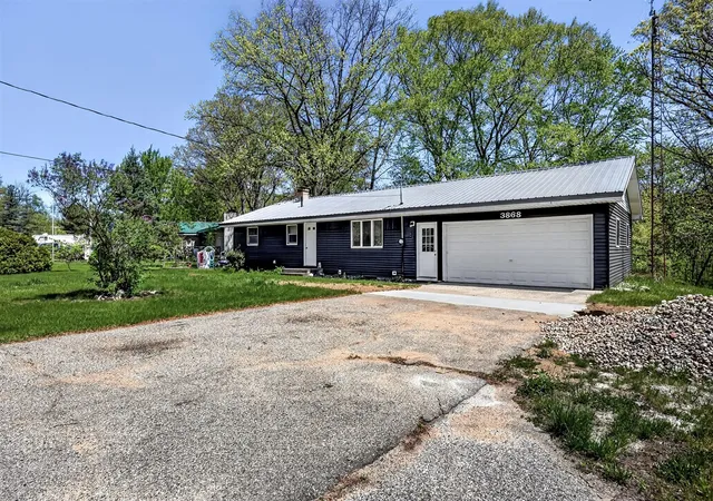 Photo 1 of Single family home for sale at 3868 S Riverview Dr, Hesperia, MI 49421 | MLS# 70532673 | Listing updated on 2026-09-04