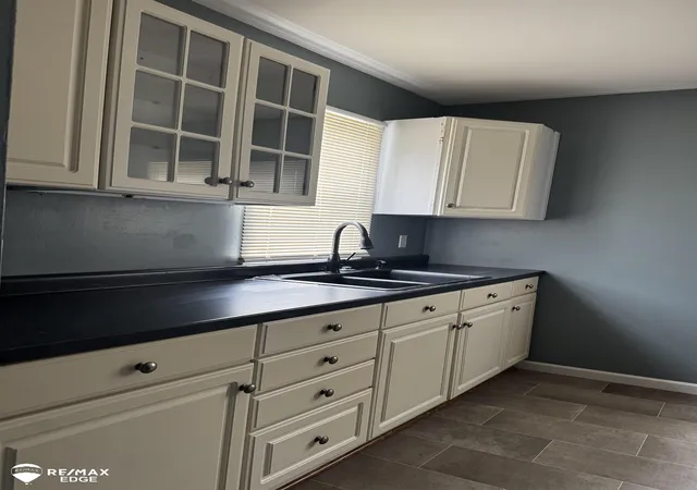 Photo 3 of Single family home for sale at 1234 Huron St, Flint, MI 48507 | MLS# 50175926 | Listing updated on 2026-08-14