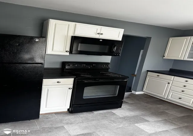 Photo 4 of Single family home for sale at 1234 Huron St, Flint, MI 48507 | MLS# 50175926 | Listing updated on 2026-08-14